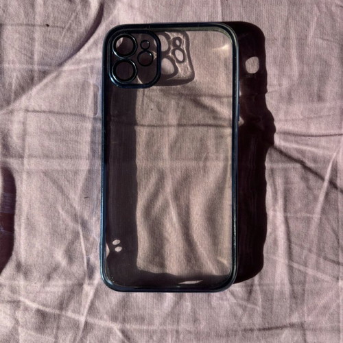 iPhone 11 case like new, transparent silicone