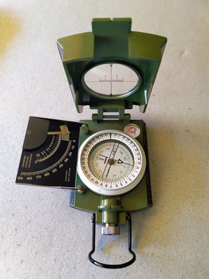 Konustar 11 - 4075 metal compass new with clinometer and bubble level