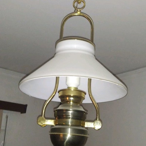 Ceiling light like new