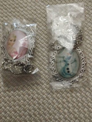 Disney Frozen Elsa and Olaf children's necklaces new, set of 2
