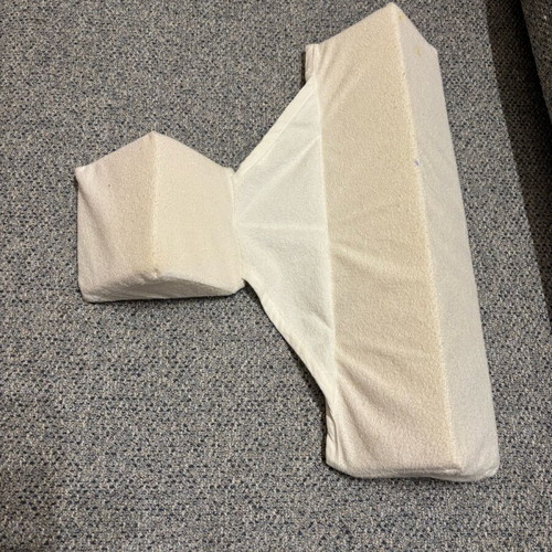 Baby sleep doomoo wedge pillow like new