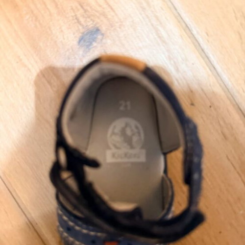 Kickers baby shoes like new