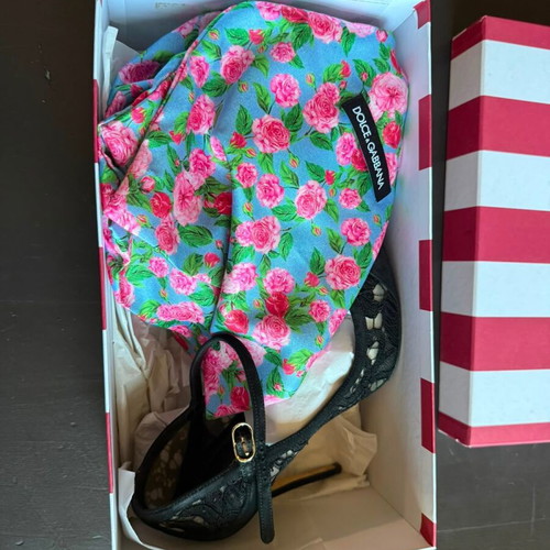 Dolce & Gabbana shoes size 36 like new