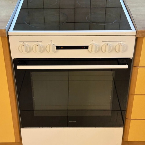 Korting kitchen stove with ceramic hobs and oven, 60cm