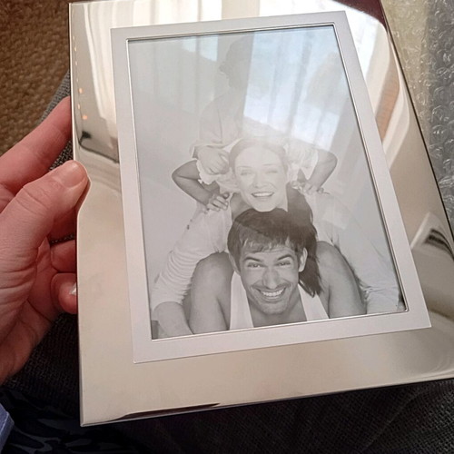Silver photo frame new with box for 16.5 x 11.5 cm photos