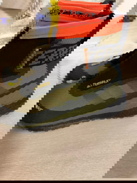 ADIDAS TERREX