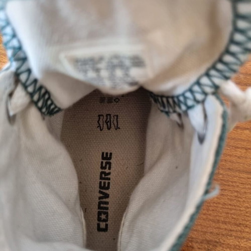 Converse kids boots size 24 like new green