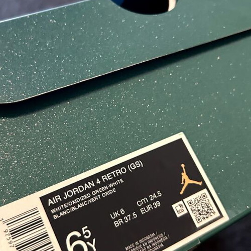 Air Jordan 4 Retro GS "Oxidized Green" sneakers, size 39