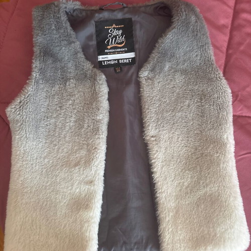 Sleeveless Fur Vest Size 110 Like New