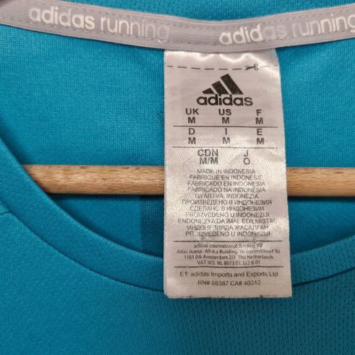 Volunteer T-shirt Marathon 2017 Medium like new, authentic Adidas