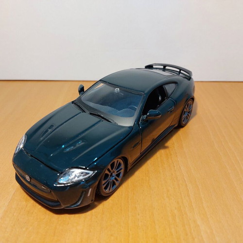Metallic Jaguar XKR-S 2012 1:24 Burago model like new