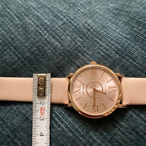 Watch pink gold used, needs battery replacement