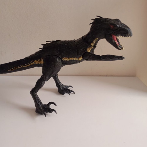Jurassic World Attack Indoraptor action figure with sound and lights