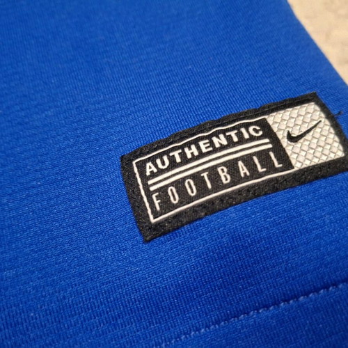 Authentic FC Barcelona 2018/19 training jersey Nike Dri-FIT size M like new