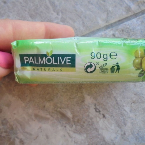 Palmolive Naturals Olive Soap 90g new, pack of 3