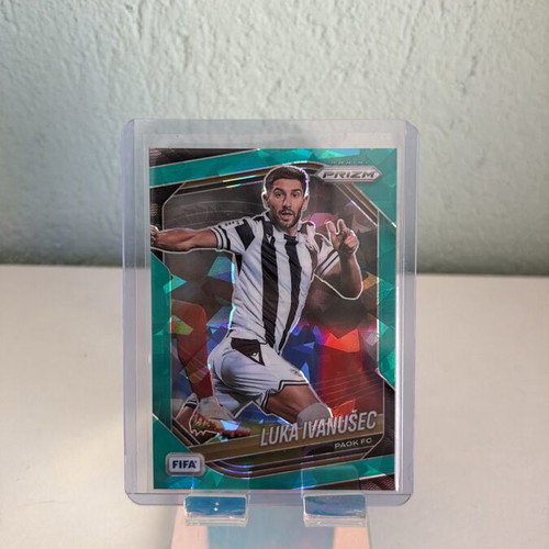 Luka Ivanušec Panini Prizm FIFA 2025-26 Green Cracked Ice card like new