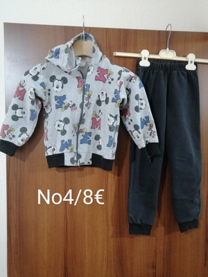 Mickey екип No4 употребяван за момче на 4 години, черен и сив