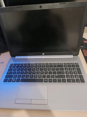 HP 255 G7 лаптоп