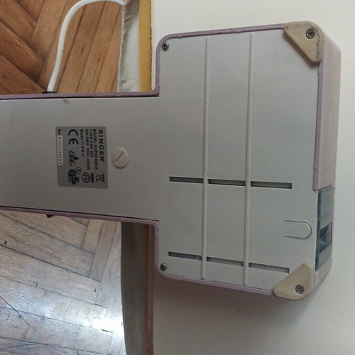 Singer ironing press like new