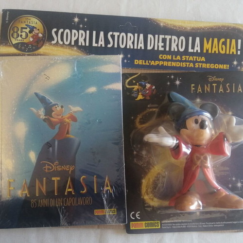 Disney Special Events 56 like new, Fantasia comic and figure