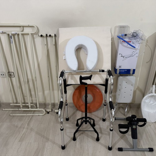 Medical equipment used, full set