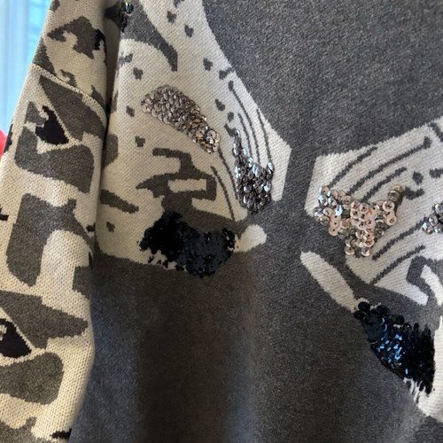 Gray Sweater with Animal Print new, cashmere blend