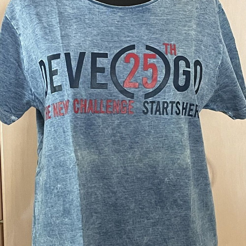 Devergo unisex T-shirt blue, like new, size L