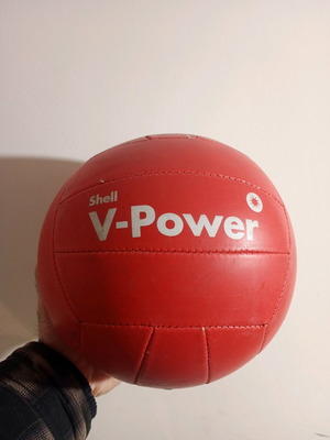 Колекционна топка Shell V-Power употребявана със следи от употреба