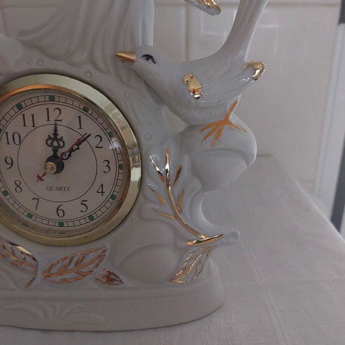 Porcelain table clock with birds and gold leaf new