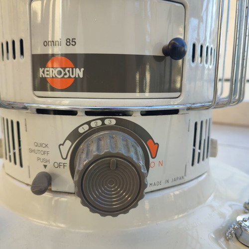 KERO-SUN OMNI 85 Oil Heater Toyotomi like new, made in Japan