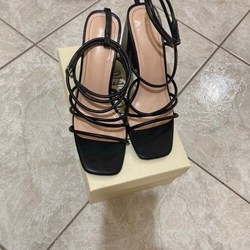 Black sandals used, comfortable and easy to match size 39-39.5