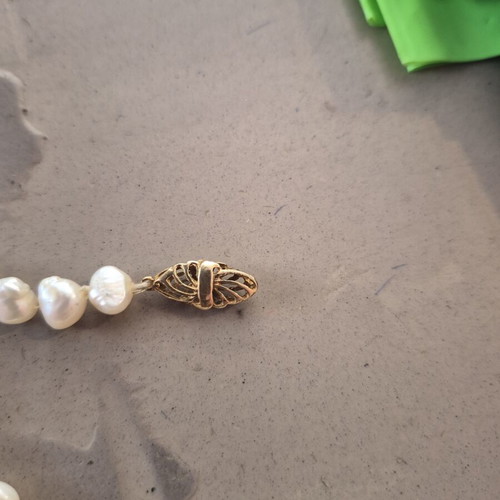 Necklace with freshwater pearls and 14k gold clasp new