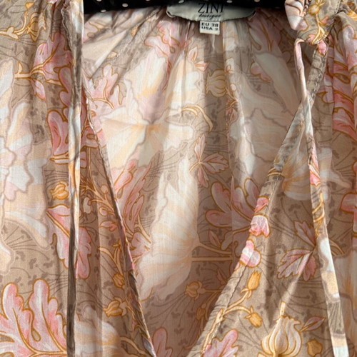 Zini boutique shirt like new, beige, size M