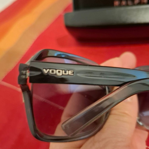 Sunglasses like new, black and purple
