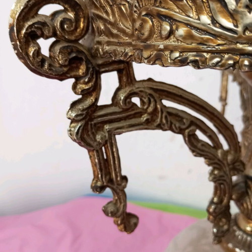 Vintage old lamp used, functional