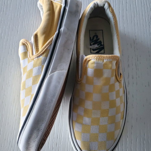 Vans Asher Slip On used athletic shoes size 37, white and yellow