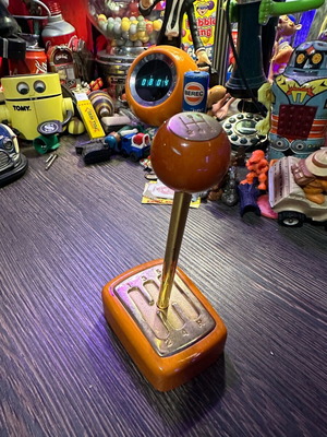 Wooden pen with car gear shift box base