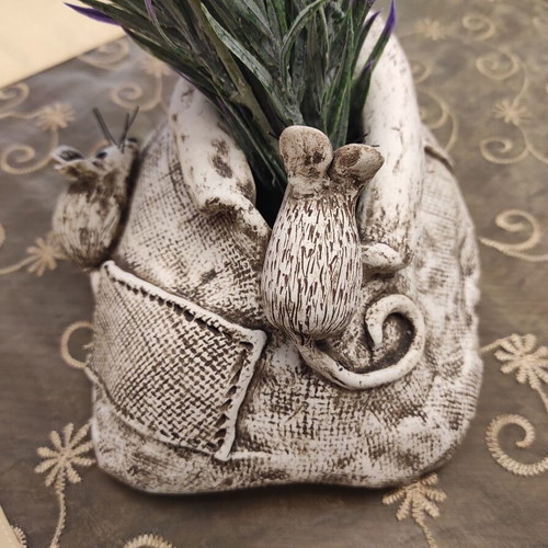 Table ceramic decorative item new