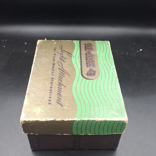 View-Master stereoscope used with cards by Sawyer Inc.