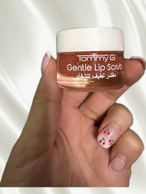 Lip Scrub Tommy G new