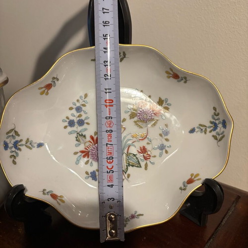 Hutschenreuther porcelain set like new