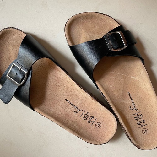 Sandals size 41 new, ideal for all occasions