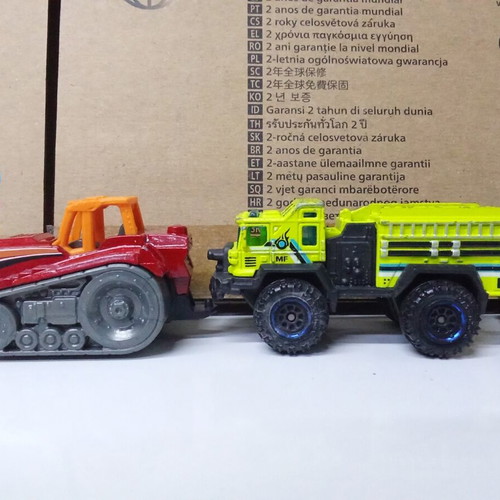 Matchbox toy cars used, set of 4 trucks and construction vehicles
