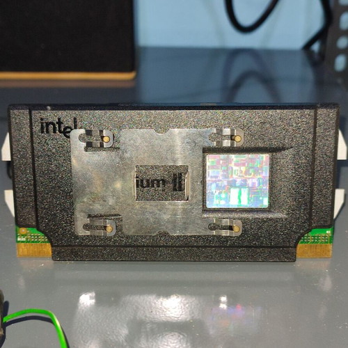 Pentium II 400MHz Slot 1 used with cooler and fan