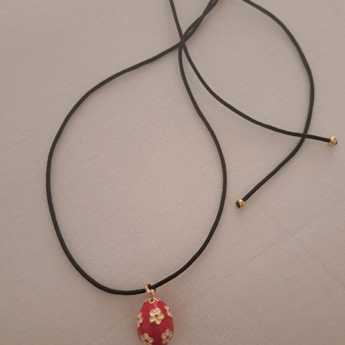 Easter egg necklace like new, red and gold