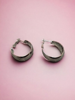 Silver earrings with wide hoop new