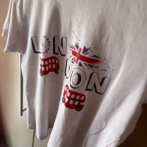 Children's T-shirt 7 years used, white, size 122 cm
