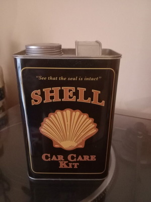 Shell tin box collectible with car accessories new