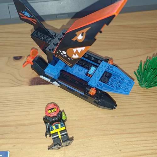 Lego Vintage Spy Shark Aquazone 6135 used