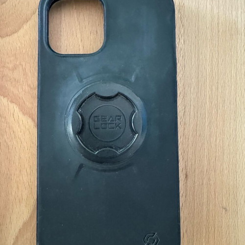 iPhone 12 Pro Max Gearlock case used for bicycle mount